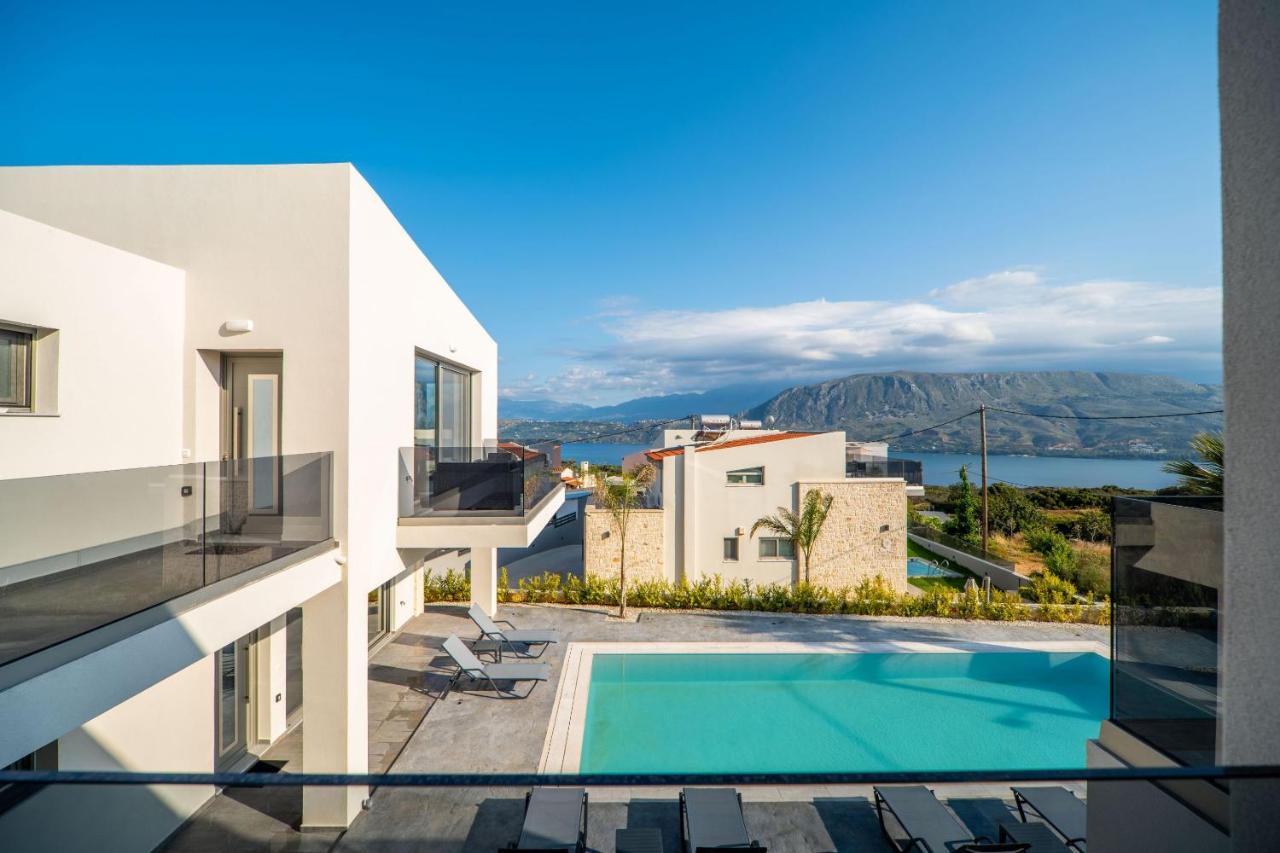 Jarko Luxury Houses Argoulidhes Exterior photo