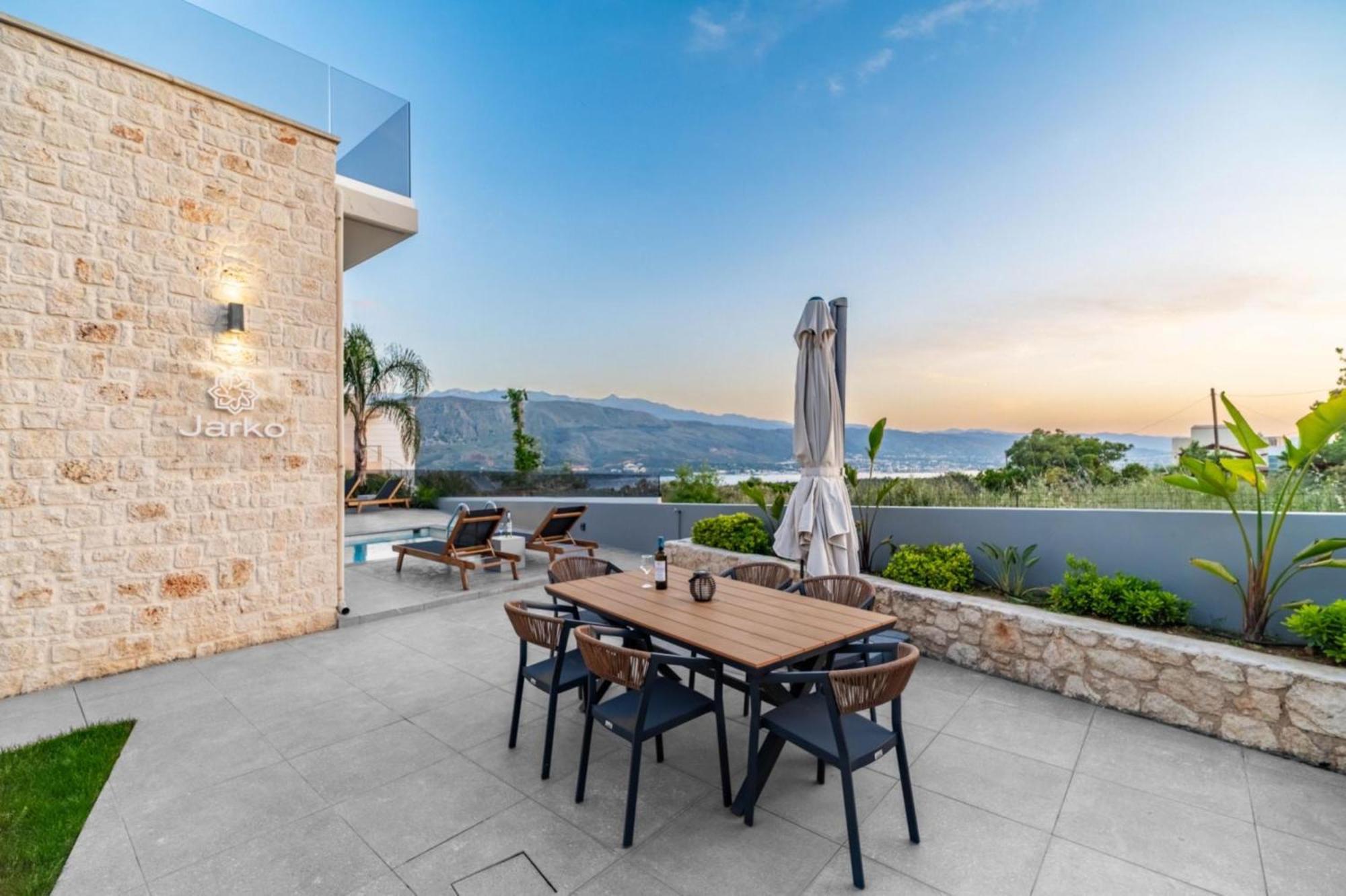 Jarko Luxury Houses Argoulidhes Exterior photo